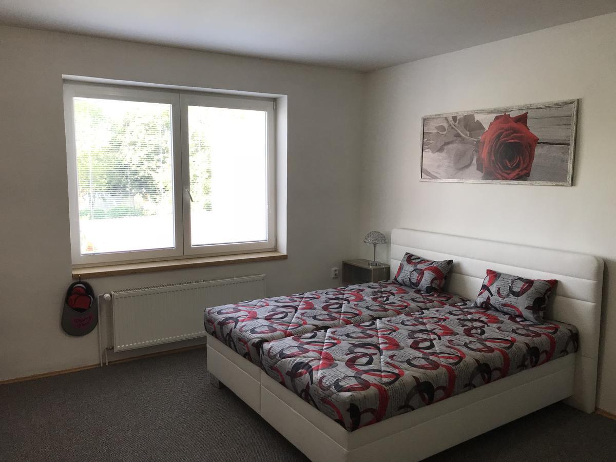 Apartment Dominika Strupcice Eksteriør billede
