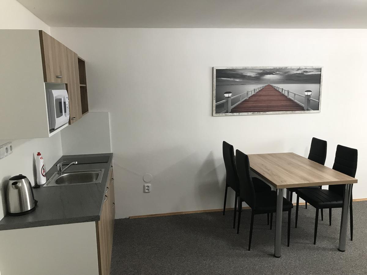 Apartment Dominika Strupcice Eksteriør billede