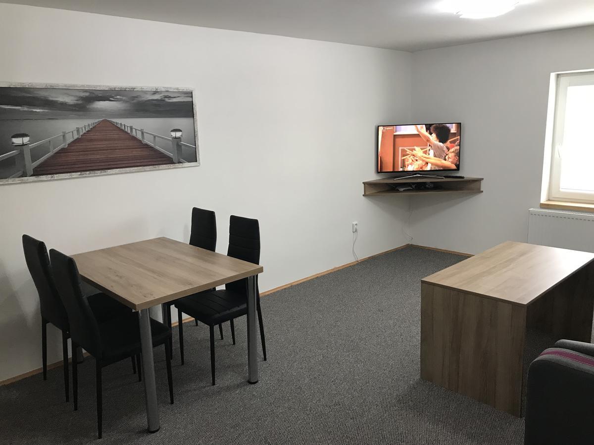 Apartment Dominika Strupcice Eksteriør billede